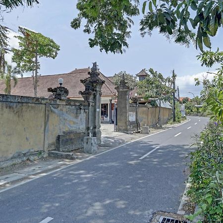Oyo 90638 Pondok Idas Hotel Legian Kültér fotó