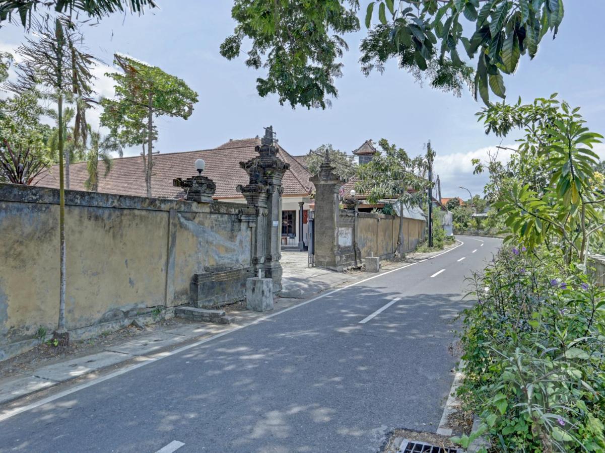 Oyo 90638 Pondok Idas Hotel Legian Kültér fotó