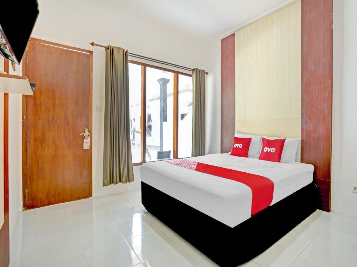 Oyo 90638 Pondok Idas Hotel Legian Kültér fotó