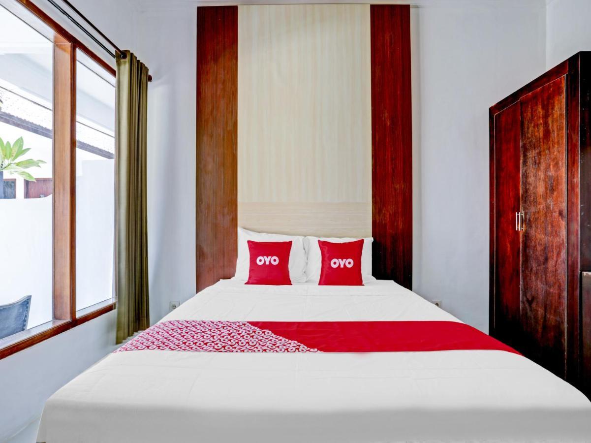 Oyo 90638 Pondok Idas Hotel Legian Kültér fotó
