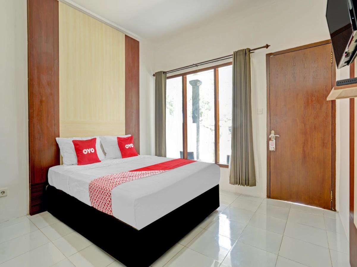 Oyo 90638 Pondok Idas Hotel Legian Kültér fotó